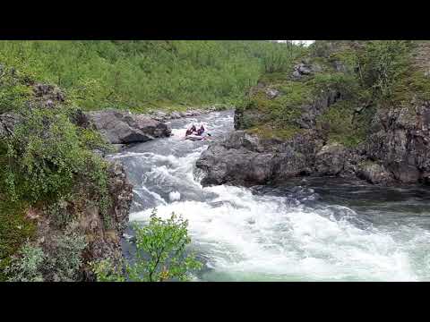 Pirunportti kumiveneellä