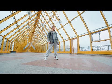 Sofya Dances to 'Занесло' by Sabi Miss