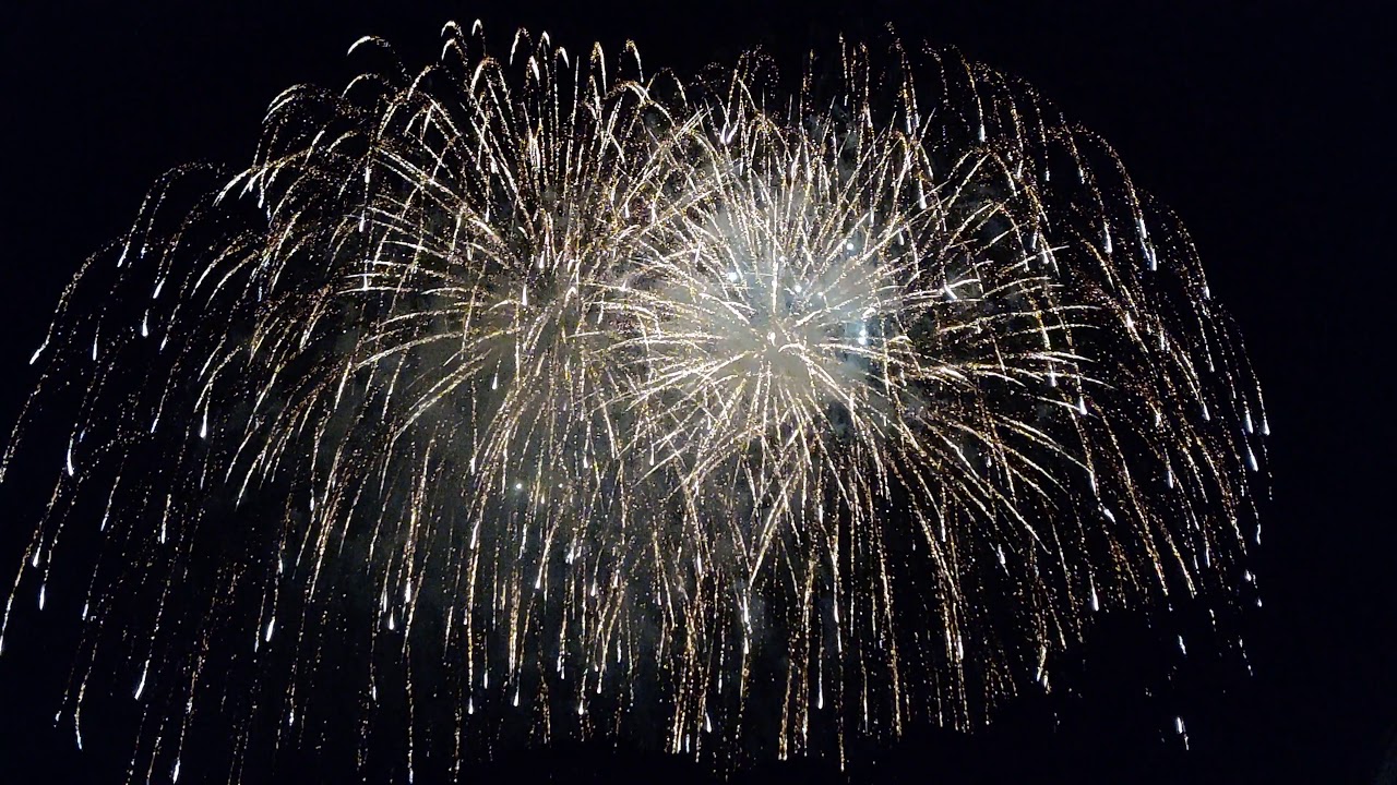 Experience the spellbinding fireworks at the Tanabata Festival.