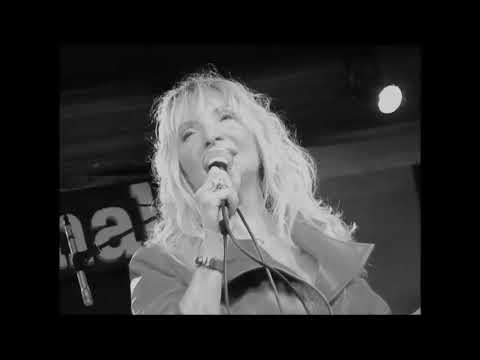 ANNIE PHILIPPE . LES SUCETTES