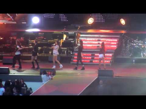 G.NA - Black and White at KMF 2011