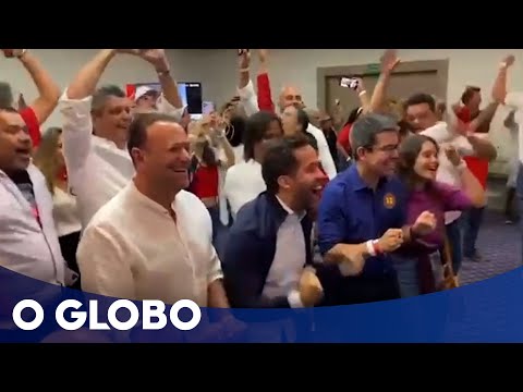 Comitê de Lula comemora virada na apuração