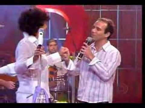 SIMONE CANTA GONZAGINHA