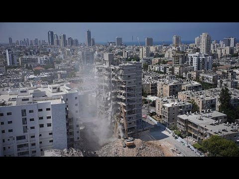 Video Thumbnail: Israel beginnt mit Abriss von Gebäuden nach 12-tägigem Krieg mit Iran