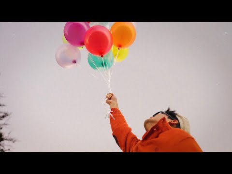 Milky Day - Floating (Official Music Video)