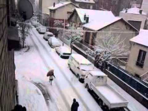 Youssoupha feat Indila & Skalpovich - Dreamin' - Clip (Officiel)