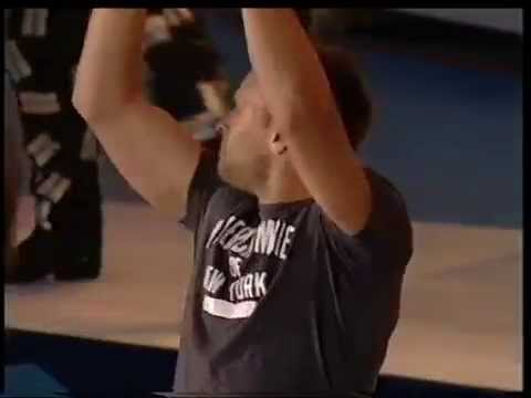 Magnus Rosén with Hammerfall.