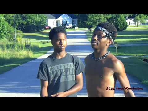 Feriino3Tymez - "Balenciaga's" Ft. Payoff (Official Music Video) | Shot By River Road Productions |