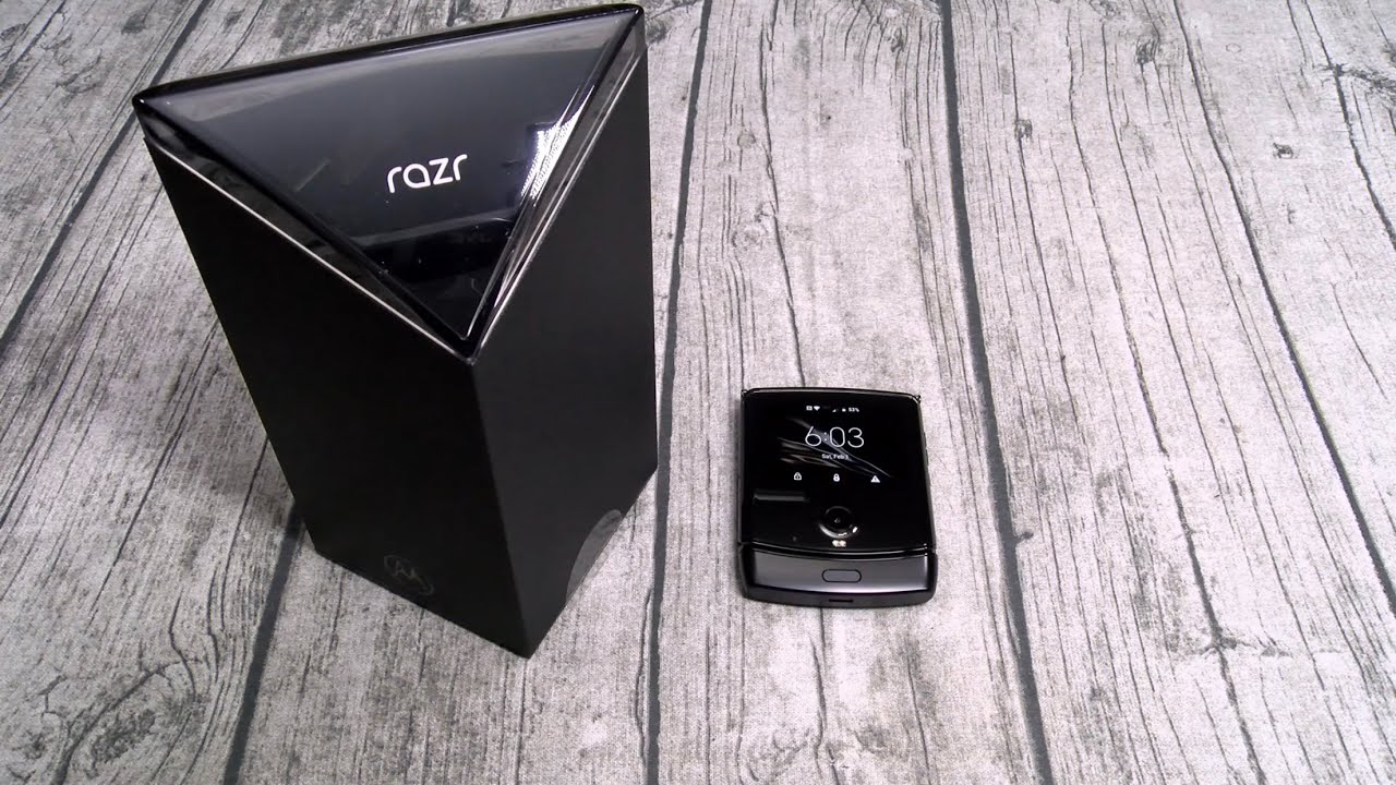 MOTOROLA RAZR 2020 - Unboxing and First Impressions