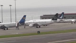 preview picture of video 'Aeroporto Madeira Aterragem TAP PORTUGAL Airbus A320 CS-TNP Alexandre O`Neill 25-02-2010.'