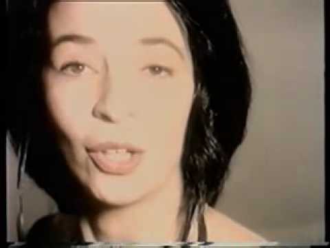 Teresa De Sio. Folk Music by a Native American Neapolitan