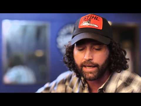 Josh Thompson: "Same Ol' Plain Ol' Me" (Acoustic)