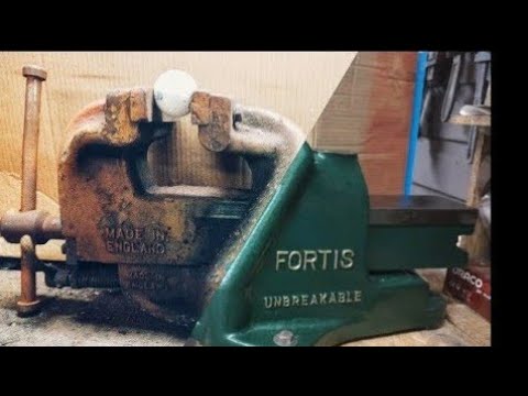antique vice [restoration] fortis 50 lb large vice no 6