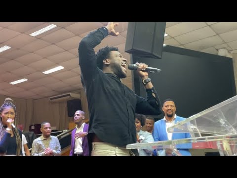 O QUE ESSA FAMÍLIA CANTOU IMPACTOU A IGREJA ‼️ TREMENDO - Família Wesley