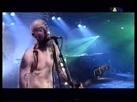 Queens Of The Stone Age - 17 - Ode To Clarissa (Live Visions 2002)