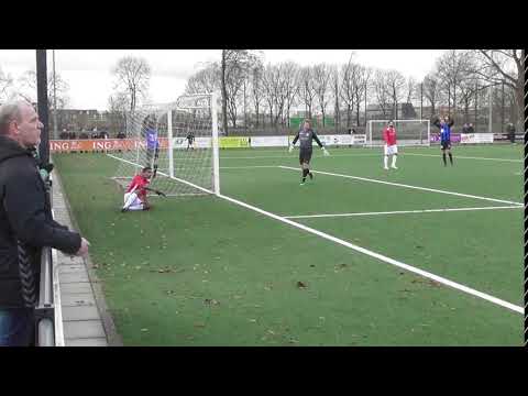 17 dec 2017 PVC 1 - Elinkwijk 1 com 0-1 Kopbal Wim net voor lijn weggehaald door nr. 4 Elinkwijk