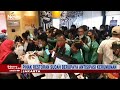 Petugas Bubarkan Kerumunan Ojol Di Gerai MCD Di Sejumlah Daerah INews Malam 09 06