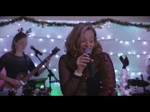 Rockin' Around the Christmas Tree – The Tadpoles