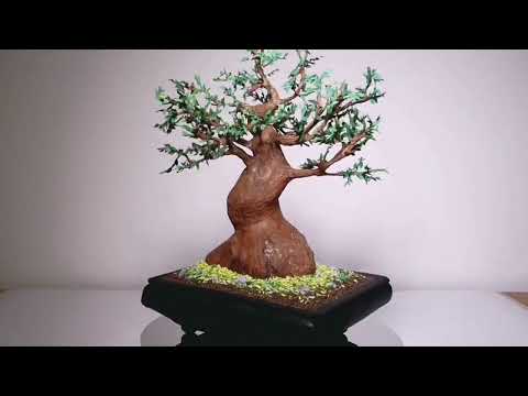 The paper 'Bonsai' - recycled paper sculpture, maceration technique. WhoStaresArt,2022.