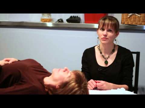 How to Use Acupuncture to Treat Hair Loss