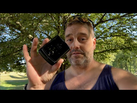 Testing out the 2019 Moto Razr, Again!!! (8.18.22 - Day 2973)