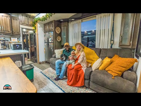 Renovated Toy Hauler RV for Military Family of 3 - Elevator Bed