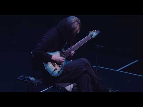 The world is still beautiful - Ichika Nito (live)