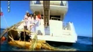 Videoklip Mad’hous - Holiday s textom piesne