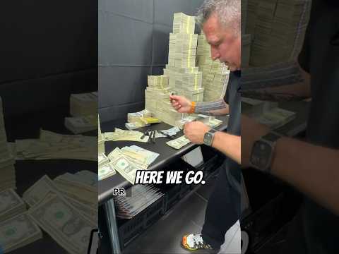 💵 Fake vs. Real Money Test! Learn how to spot counterfeit cash with John Eric. #CounterfeitMoney