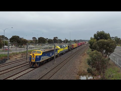 4K - B80, G532 and X31 on 9174 Qube Ultima Containers at Laverton! - 11/08/2021