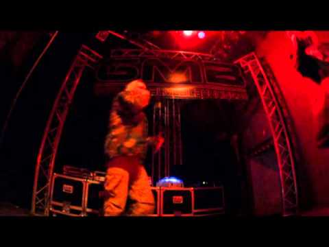 Snake Versus Crane & Ambigu MC of (MBOR) - Back 2 the Rootz_Live