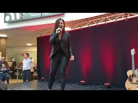 Gina Michaells original song