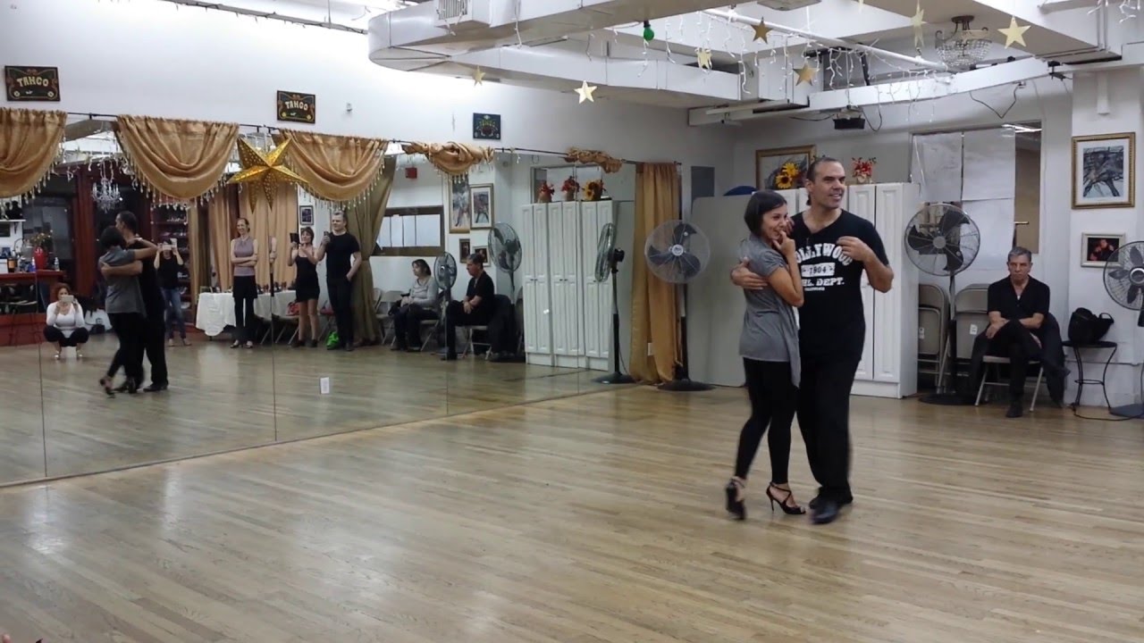Argentine tango workshop: Junior Cervila & Guadalupe Garcia - Vals