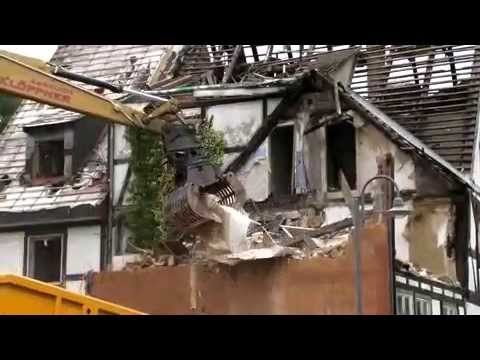 Abriss der Drogerie Weymar in Großalmerode