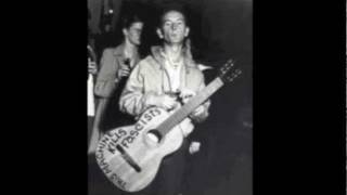 Donkee Tonk does Woody Guthrie's Yes I WIll Point a Gun For My Country