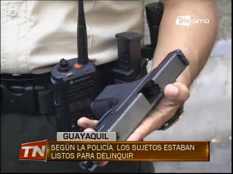 Detienen a 2 sujetos con un arma de fuego en Guayacanes