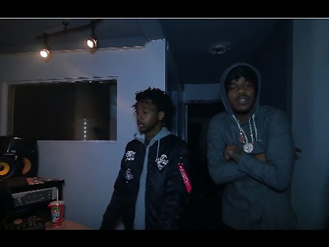 Skally & Jose Guapo - Trap Clothes (In-Studio Video)