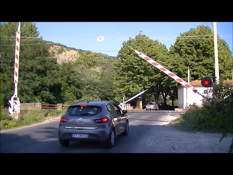Spoorwegovergang San Giuliano Terme (I) // Railroad crossing // Passaggio a livello