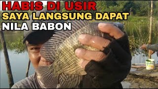 Download lagu LAGI ASIK MANCING DI SARANG IKAN NILA TIBA TIBA SAYA DI USIR. mp3