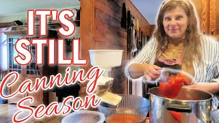 Country Mom Vlog | Shopping | Baking | Gardening | Canning