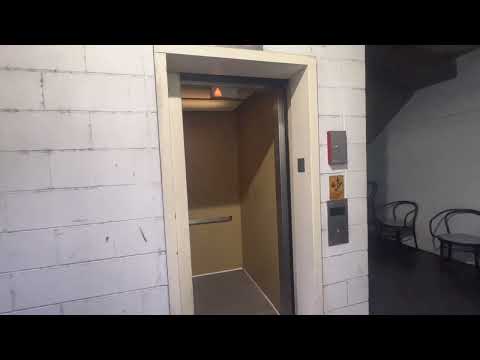 Vintage ‘80s Dover Oildraulic Hydraulic Parking Elevator @ The Kimpton Brice Hotel- Savannah, GA