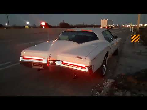 1972 Buick Riviera Silver Arrow IV out of gas!