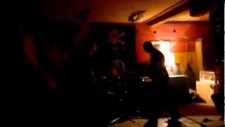 Močový Khameni - Továrny /Live Ústí, Exil 22.12.2012/