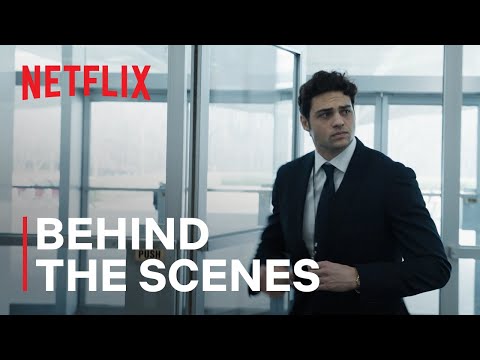 afbeelding Noah Centineo Takes Us Behind The Scenes of The Recruit Season 2