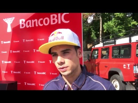 Sessão de Autógrafos de Miguel Oliveira na Feira de São Mateus