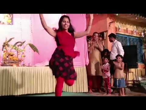 सोडा सोडा राया हा नाद खुळा /  Soda Soda Raya Ha Naad Khula - Master Eke Master - Dance performance