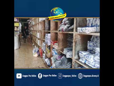 Perang Israel Sebabkan Harga Kantong Plastik Naik