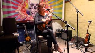 08 Sylvie Simmons Moon Over Chinatown