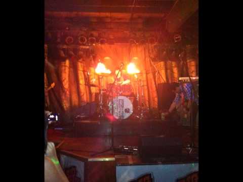 The Shakedowns - Devil Devil