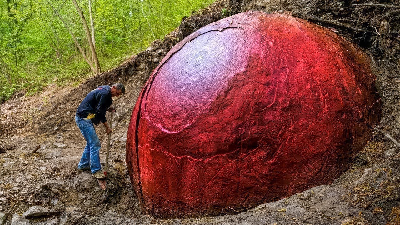 Strangest Things Found in the Middle of Nowhere